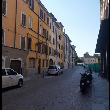 Duomo Parma Appto Apartment Luaran gambar
