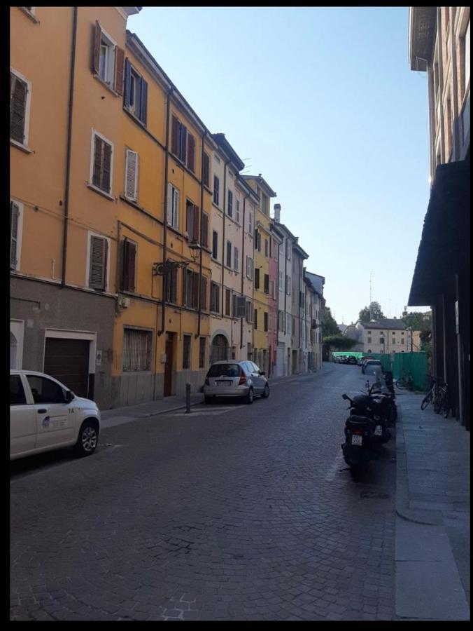 Duomo Parma Appto Apartment Luaran gambar